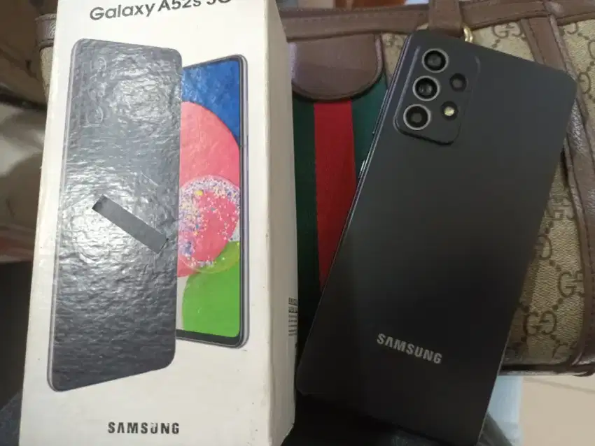 Samsung a52s ram 8/256 fulset nomines