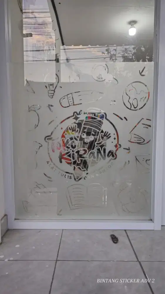 Contoh sticker sanblas cutting ada polos dan berbagai motif riben dll
