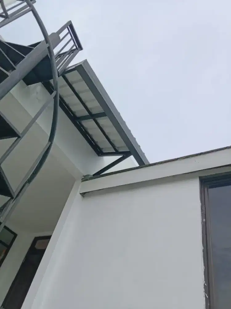 Kanopi bajaringan atap alderon dan sapndek