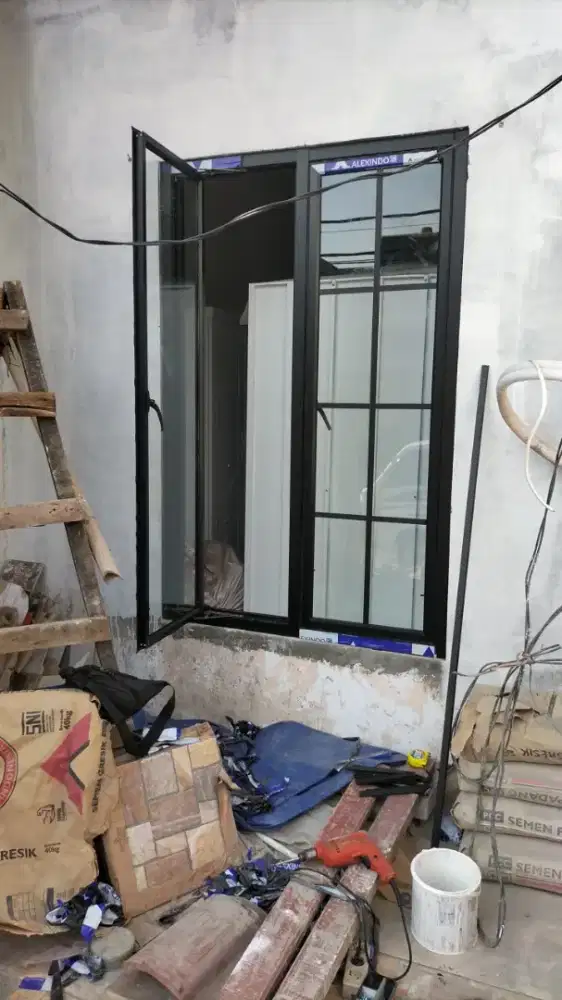 Jendela dan pintu aluminium