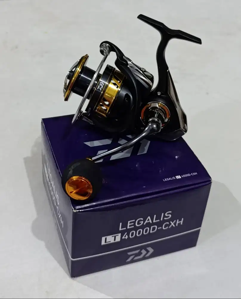 Reel Pancing Daiwa Legalis LT 4000D-CXH