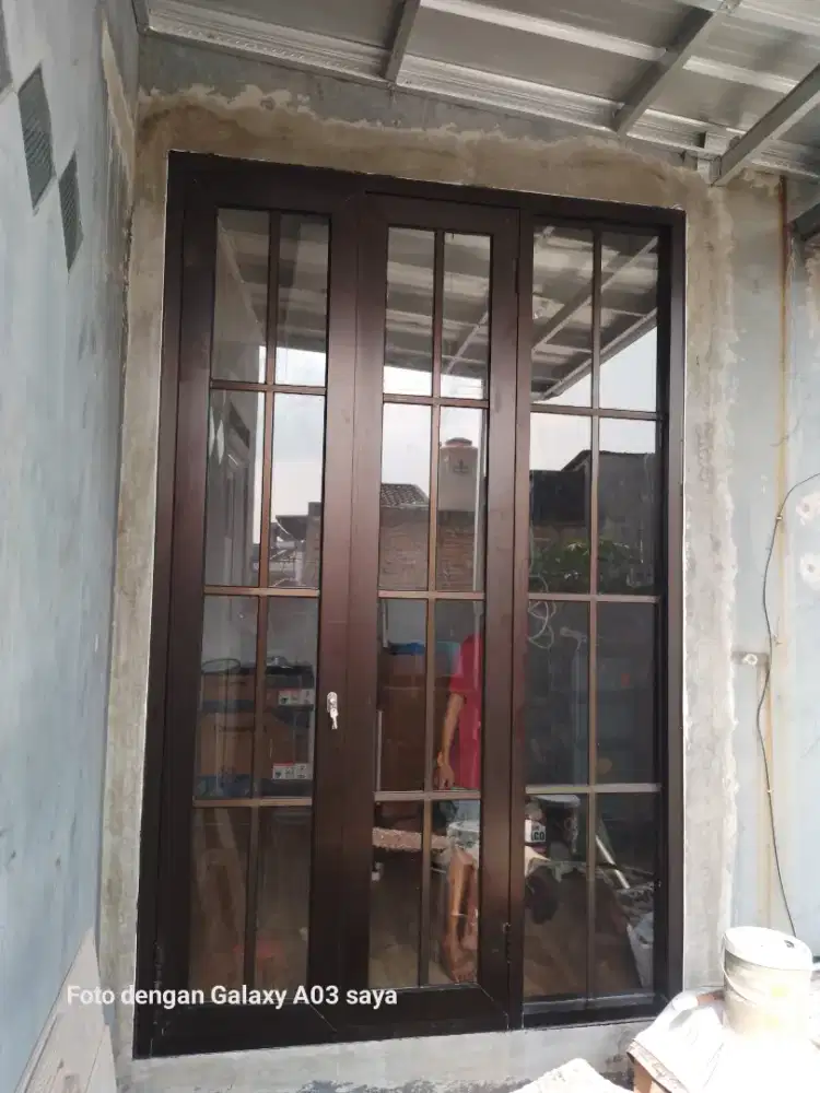 Kusen pintu dan jendela