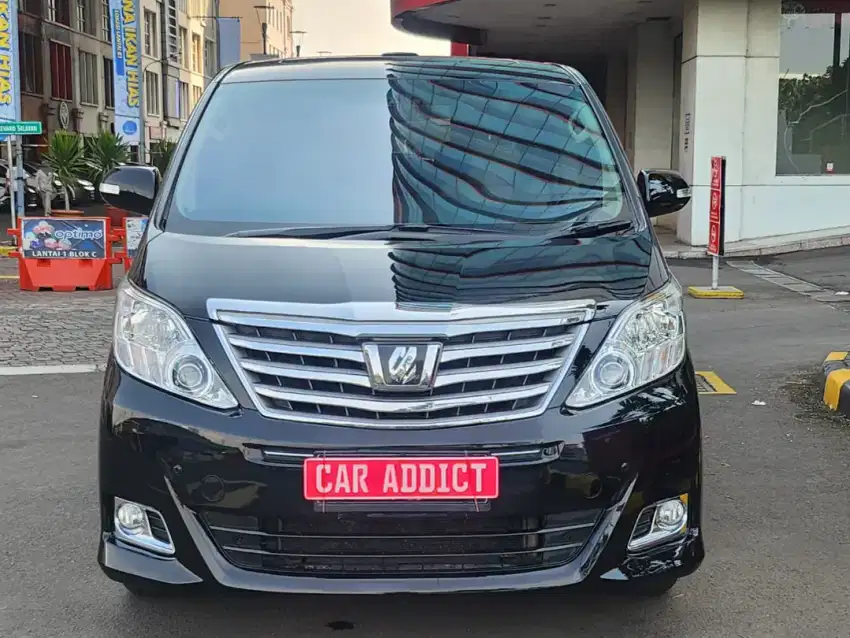 Alphard 3.5 at bensin hitam ,2012