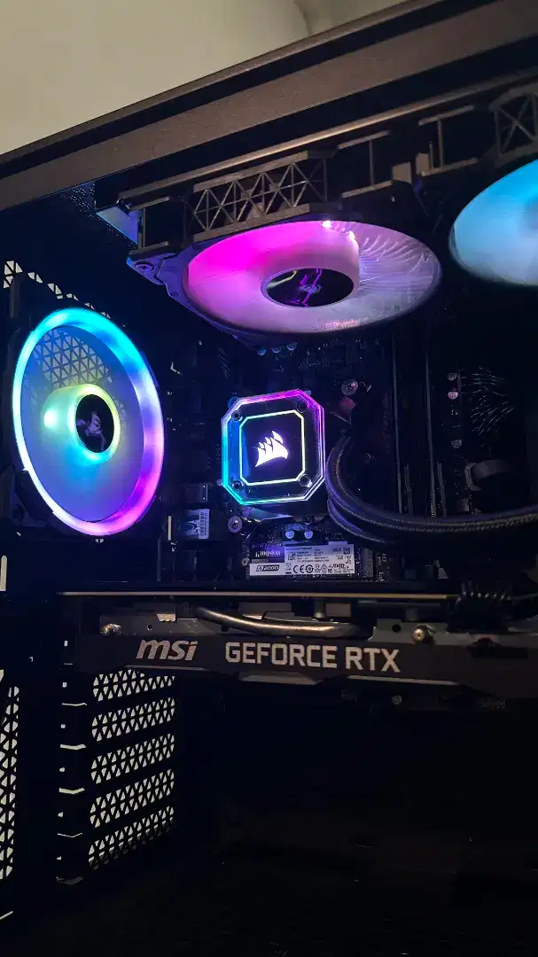 1 set PC Desktop Komputer Lengkap Siap Pakai
