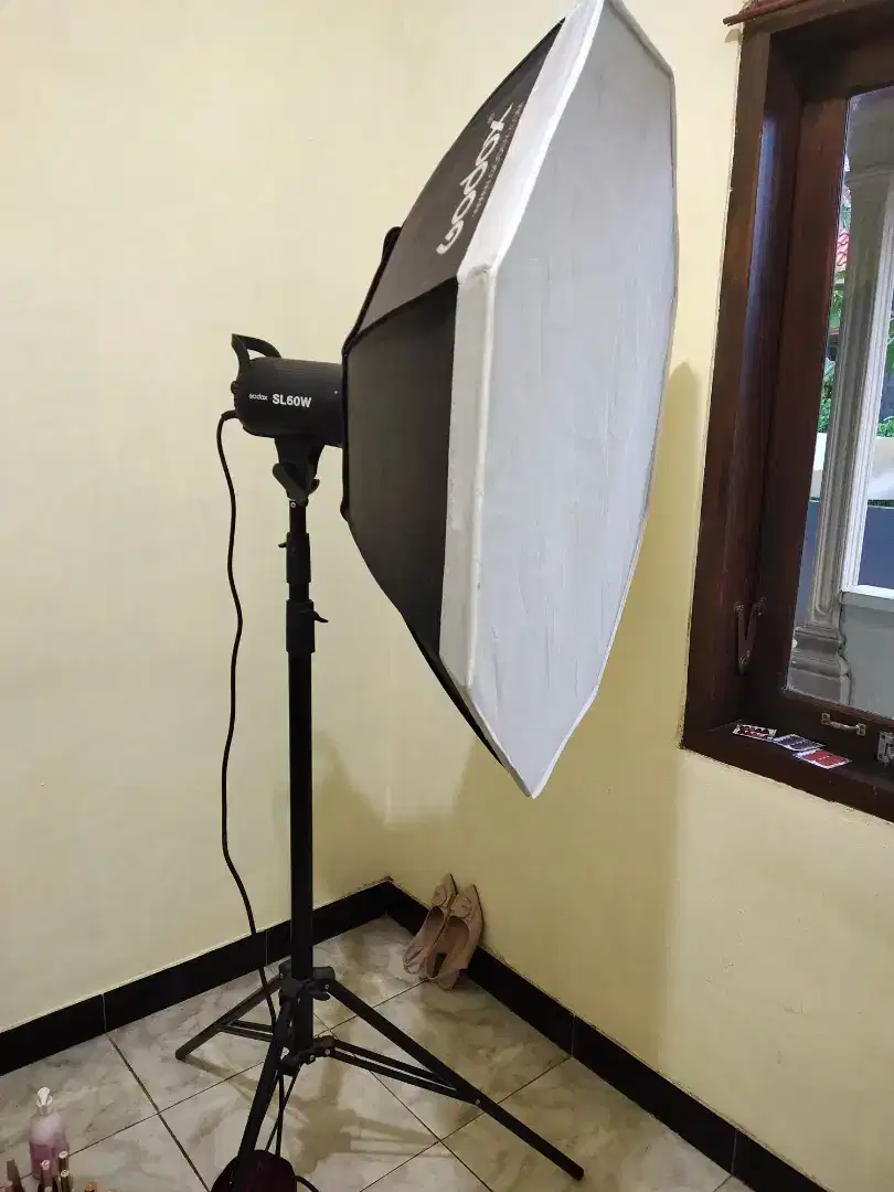 GODOX SL-60W kondisi normal semua