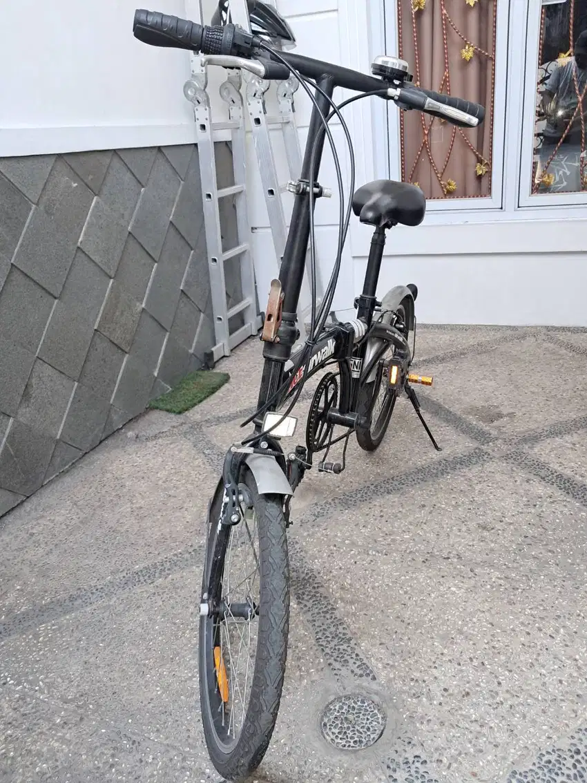Dijual Sepeda Lipat Standart Warna Hitam