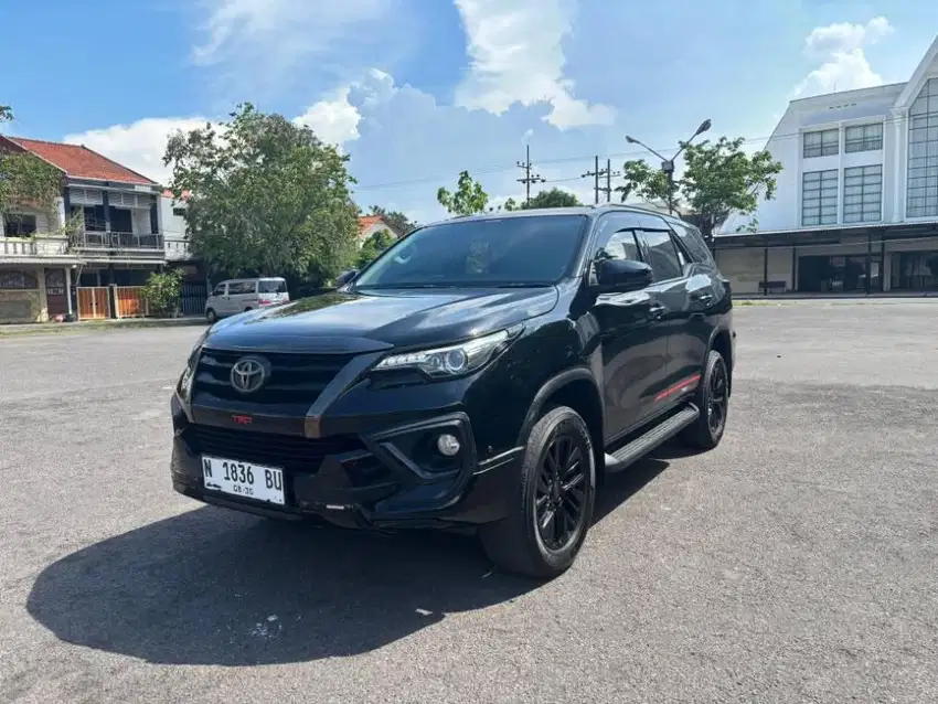 Fortuner 2.4 VRZ TRD at / matic 2020 # dp minim 30 jt - record
