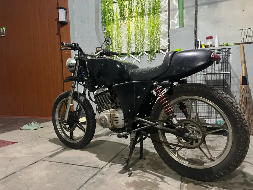 Suzuki Thunder 125