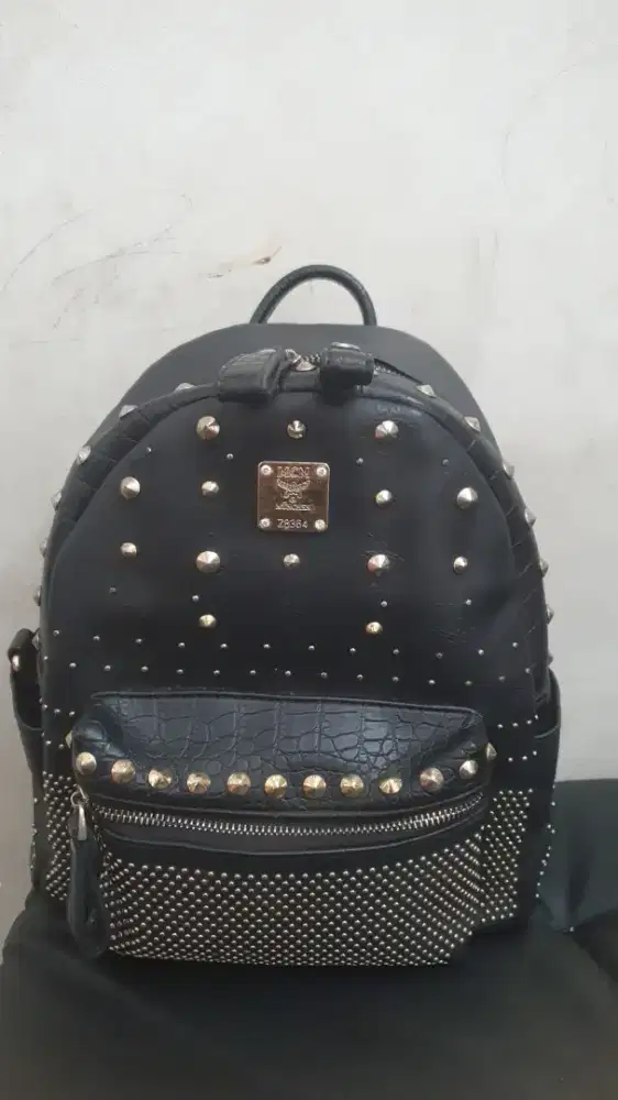 Tas Ransel wanita Brand MCM