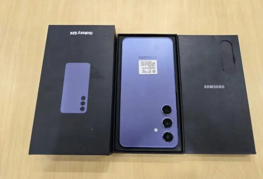 Samsung Galaxy S24 5G 8/256 GB SEIN Kondisi Seperti Baru