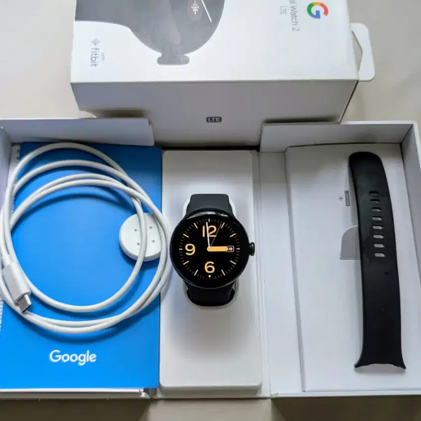 Google Pixel Watch 2 LTE Version. Fullset