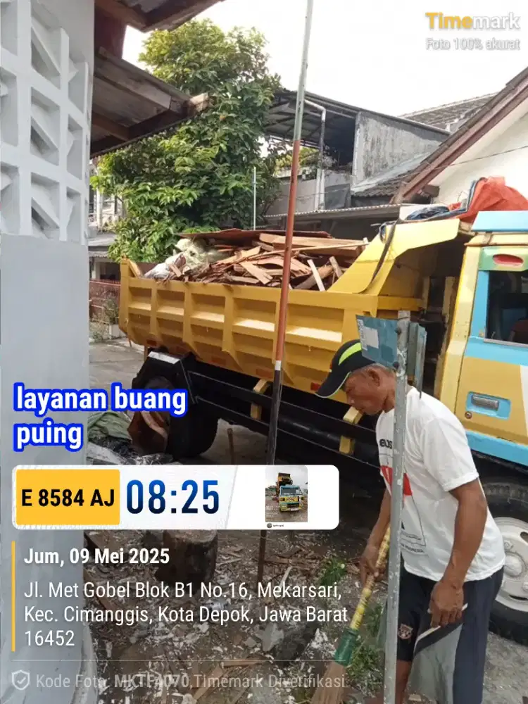 Jasa buang puing dan sampah peroyek