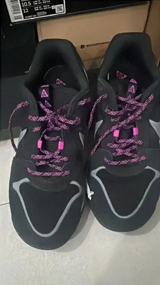 Sepatu nike acg dan nike reax