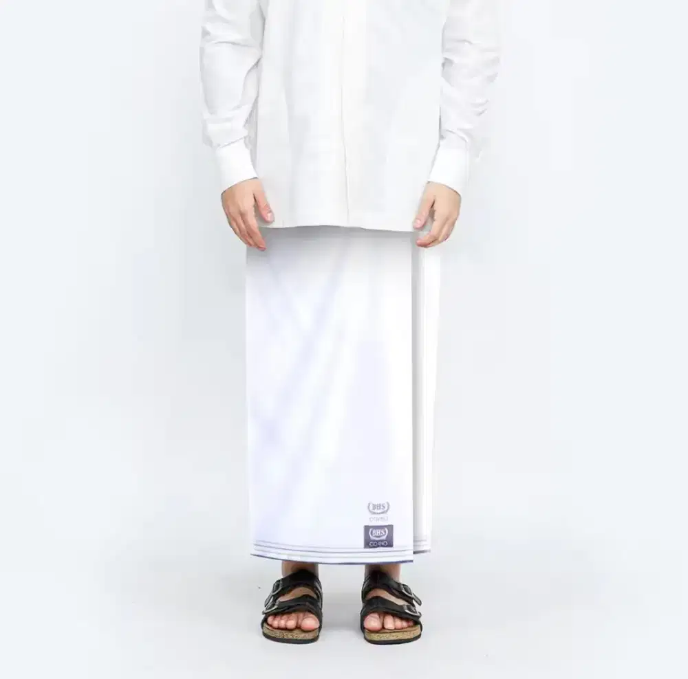 Sarung BHS Cosmo Silver warna Putih