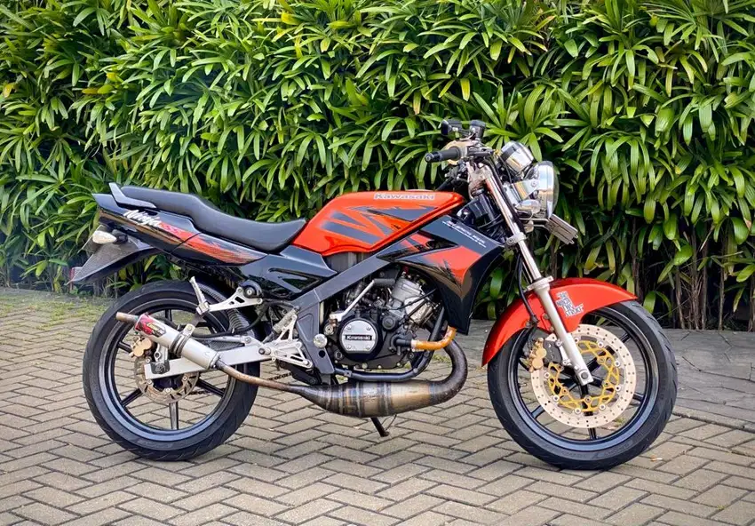 NINJA R CONVERT SS 2015 SE LAST EDITION