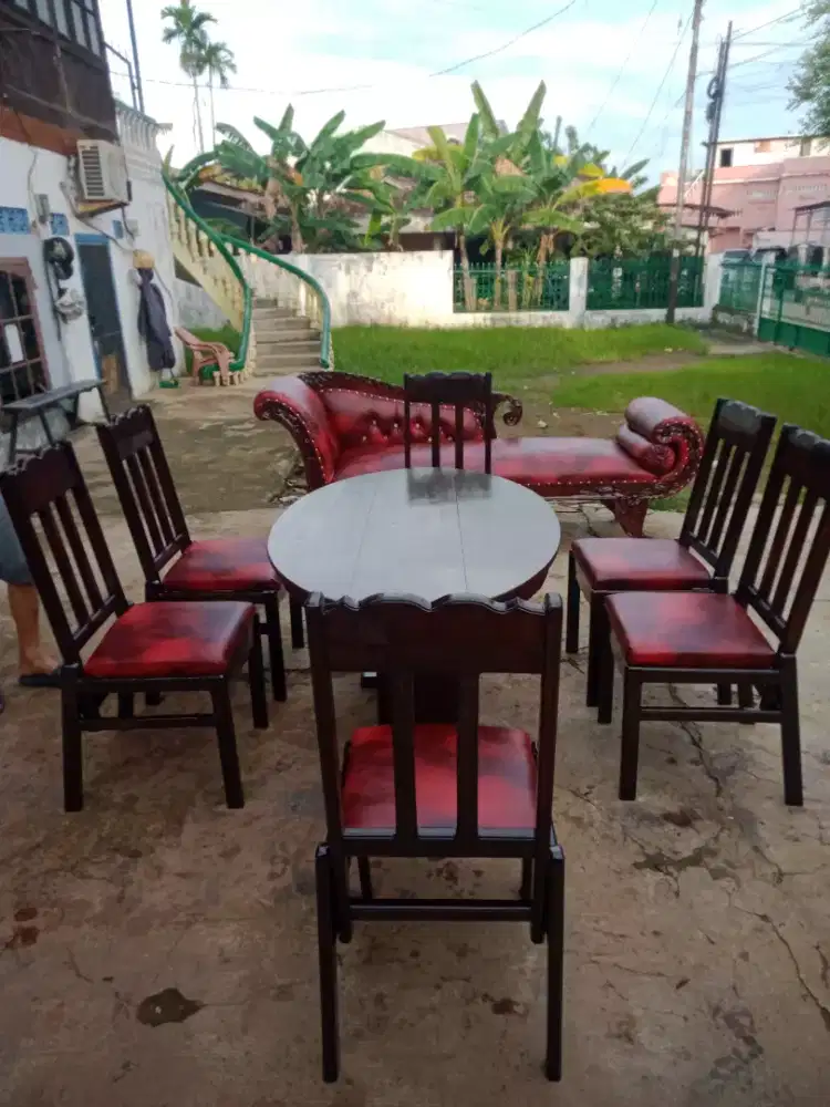 Meja makan 6 kursi jati tua