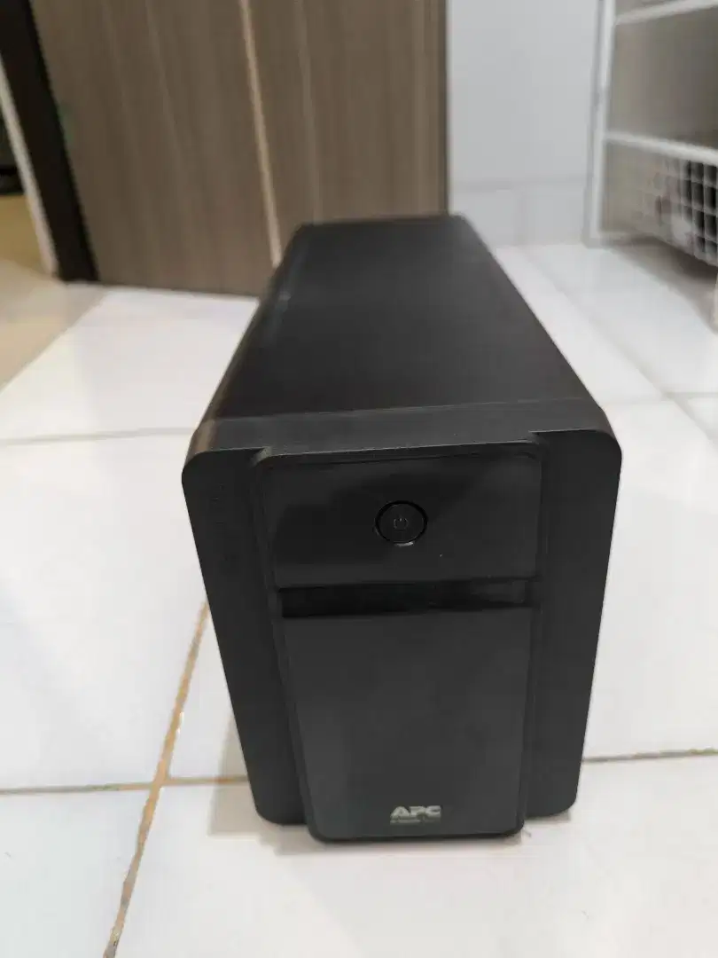 UPS APC Easy UPS + Stabilizer BVX 1200VA 650W BVX1200LI-MS