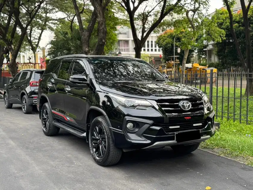Toyota Fortuner VRZ TRD 2018 LOW KM Super Condition