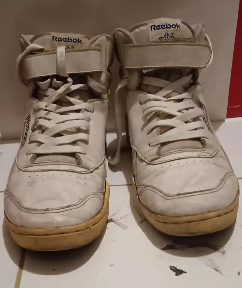 Sepatu Sport Reebok second