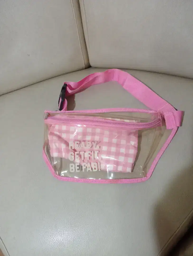 Tas pink olahraga