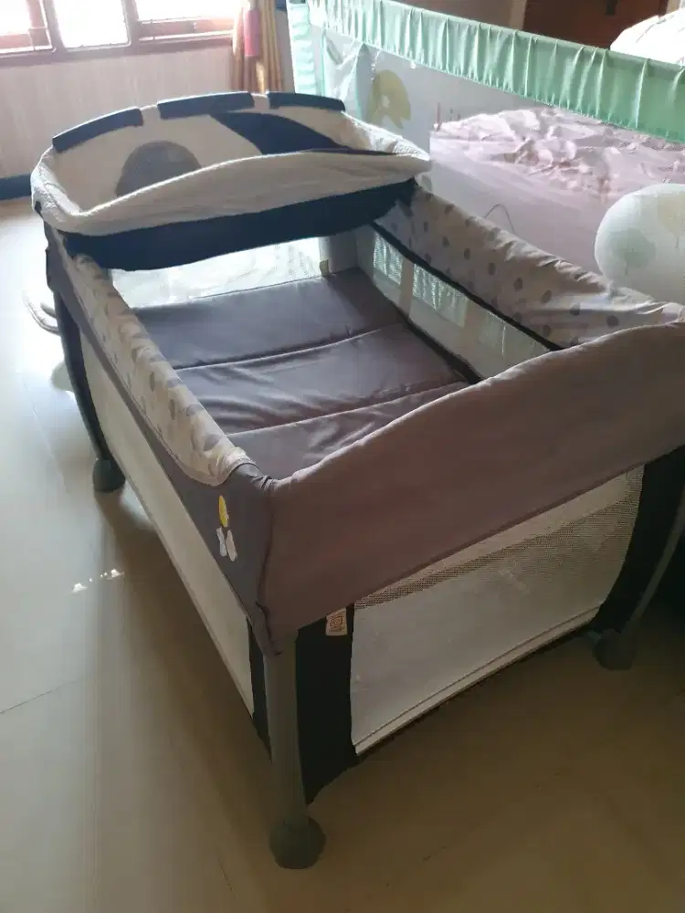 Box Bayi Ingenuity Washable Playard