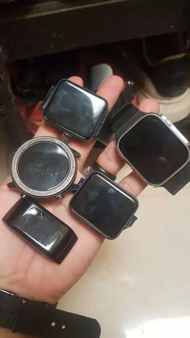 palaan smart watch dan baby G