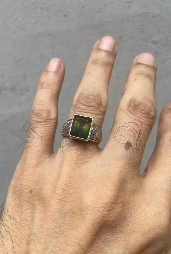 Cincin batu ametrin