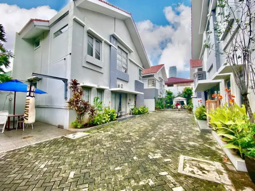 HOT SALE!!!RUMAH MEWAH 4UNIT DENGAN TANAH LUAS LOKASI STRATEGIS