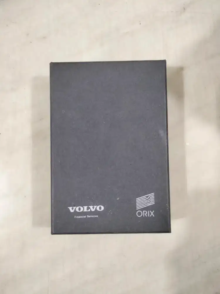 Dompet kartu nama - Name Card Holder Volvol