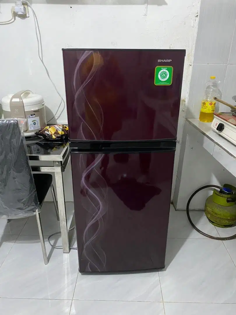 KULKAS SHARP 2 PINTU
