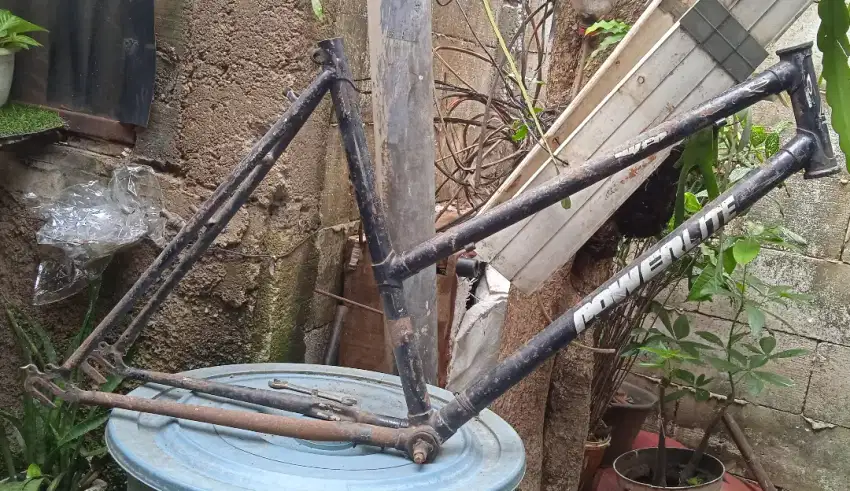 Frame sepeda jadul powerlite
