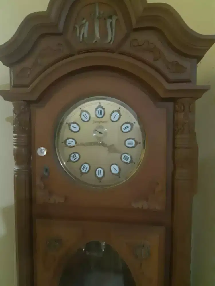 Jam merk Junghans made in jerman