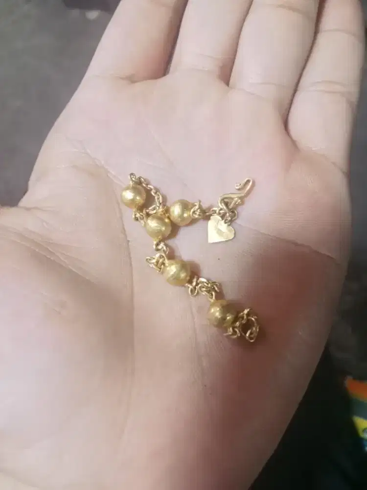 Terima emas dan berlian tanpa surat