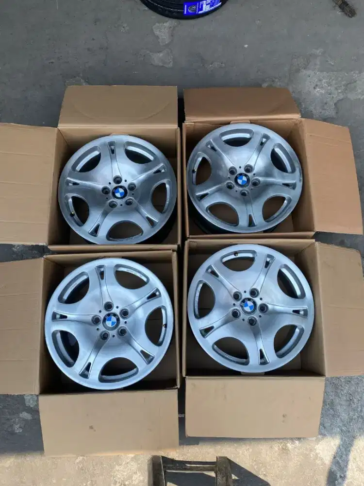 Velg bmw r18 5x120 lbr8 et38