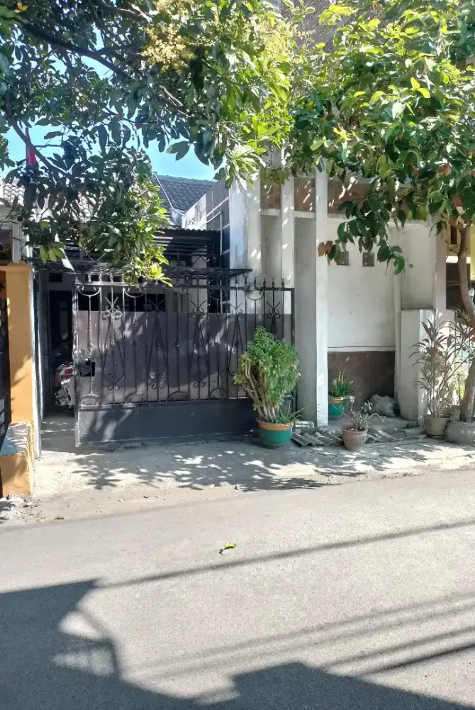 Rumah di jual perum
