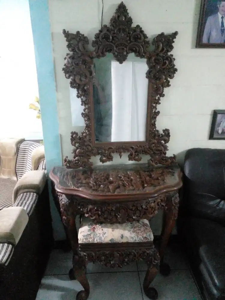 1 Set Meja Rias Ukir Bali Kayu Jati (COD)