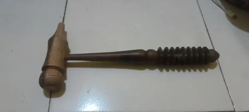 Yg php minggir alat pijat tradisional