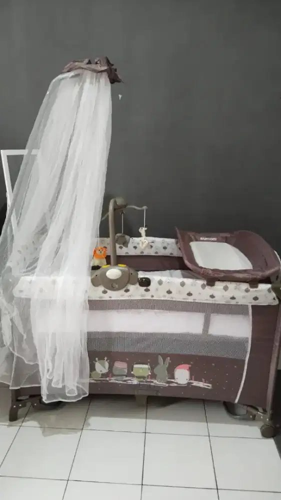 Tempat Tidur Box Bayi