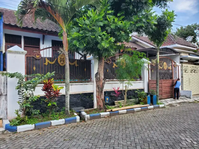 Rumah puncak buring indah kawasan citra garden