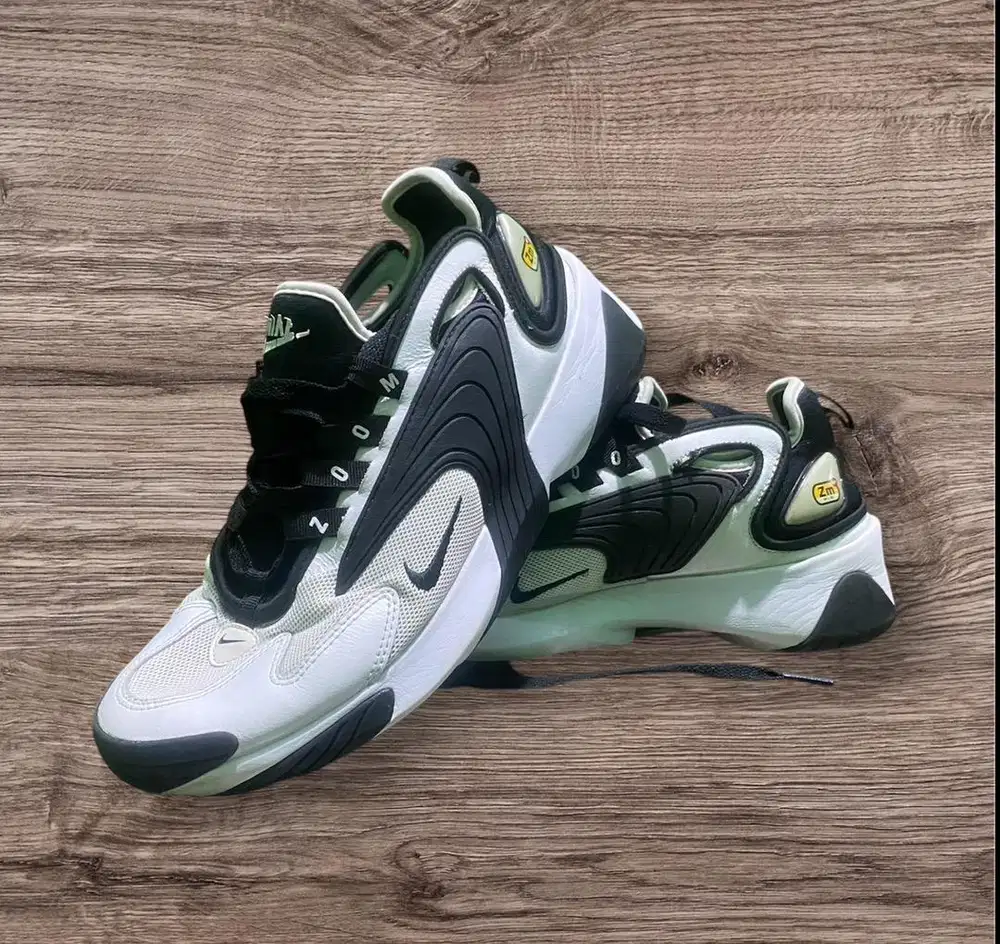 Sepatu Pria Istimewa