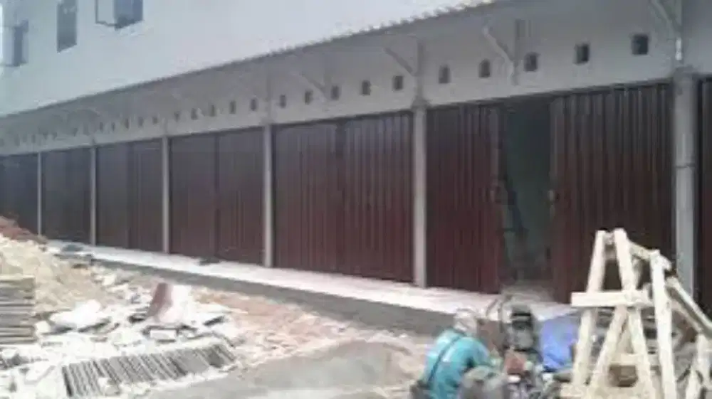 Folding gate rolling door