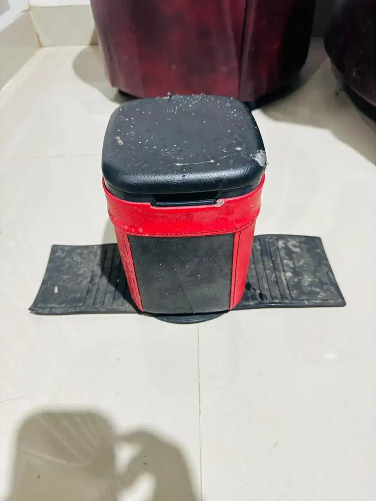 Kotak sampah mobil / Kotak Sampah Mini Kondisi Seperti di Foto Iklan