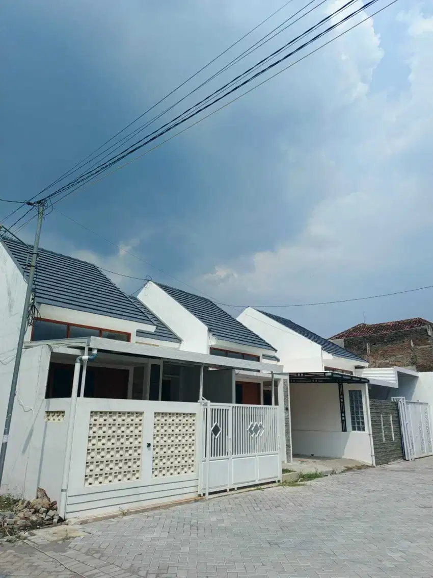 Hunian Asri dengan keamanan 24 jam one gate sistem di bolon colomadu