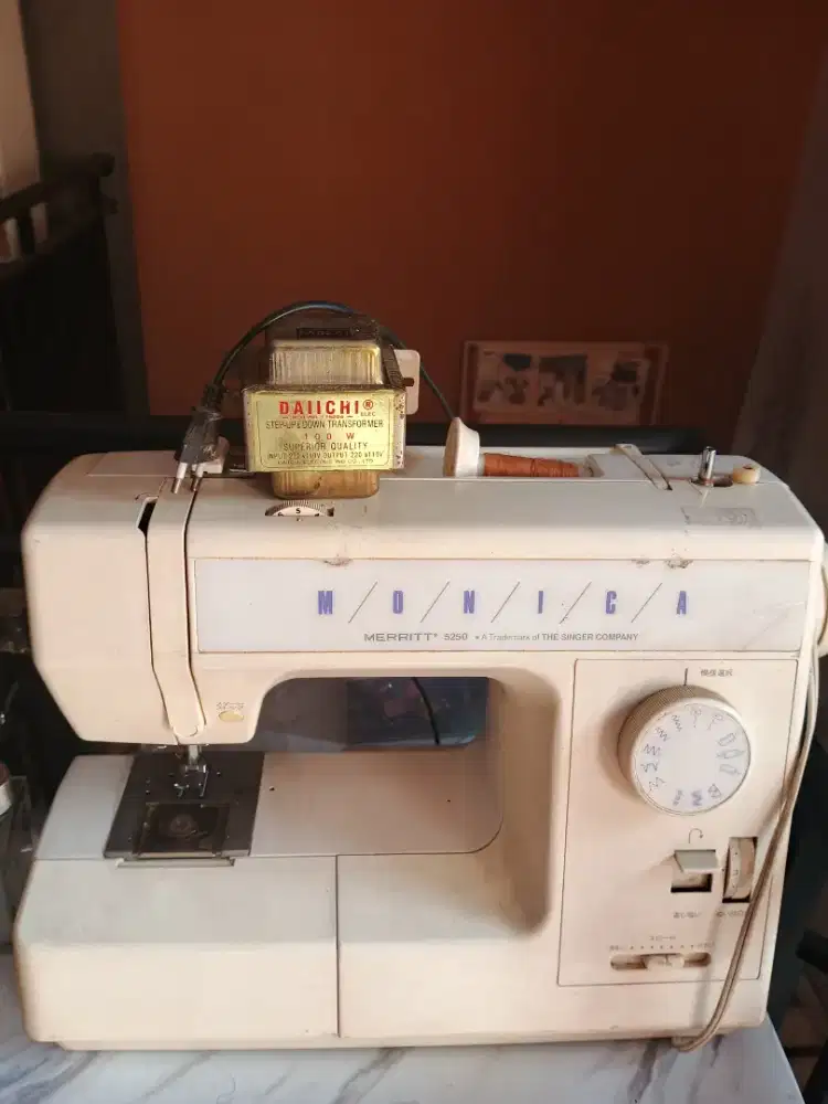 Mesin Jahit Portable