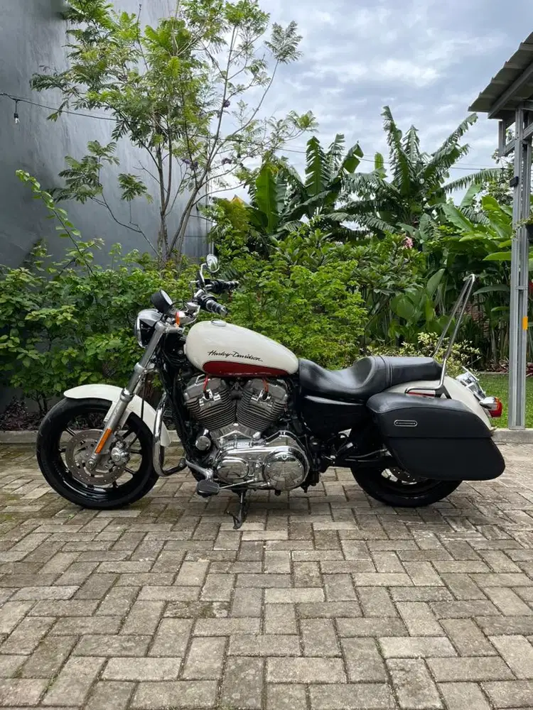 Sportster 883 2011 tipe Super Low