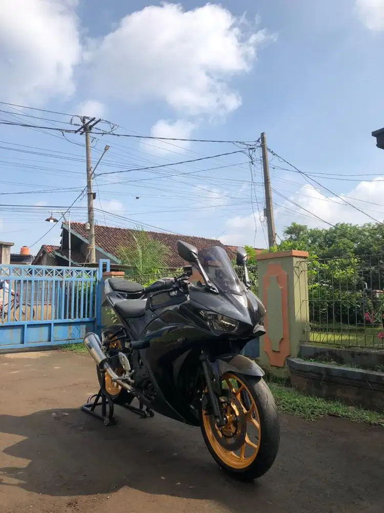 Yamaha R25 2015 Kesayangan
