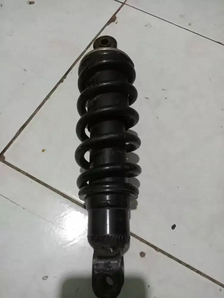 Shock breaker mono shock