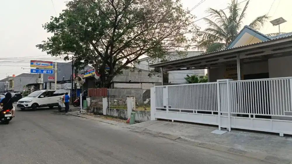 Rumah di Jalan Utama Duta Bintaro Graha Raya bisa untuk usaha
