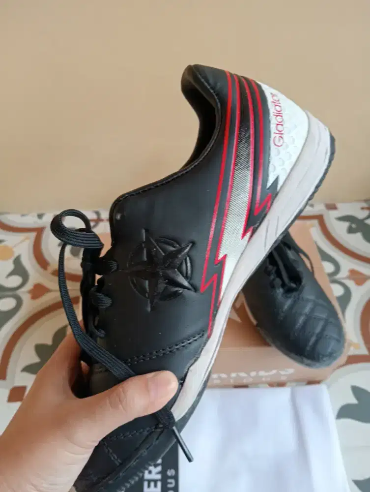 Sepatu futsal original
