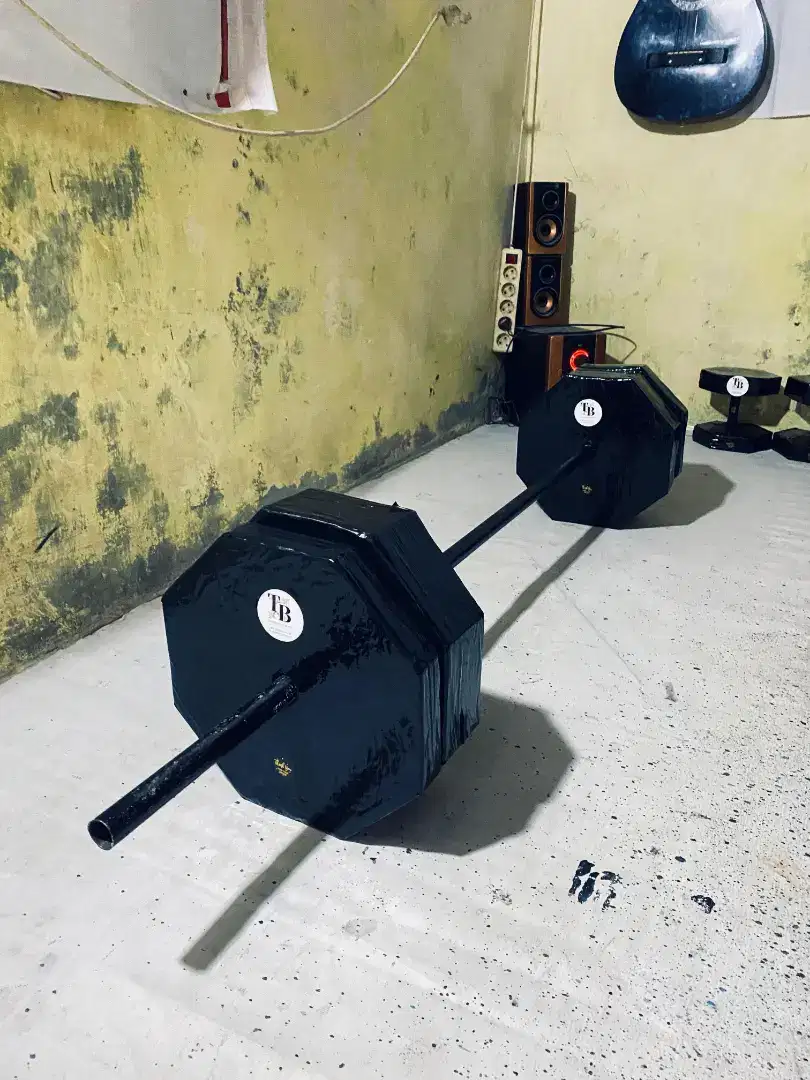 Barbel Bongkar Pasang Dan Dumbble